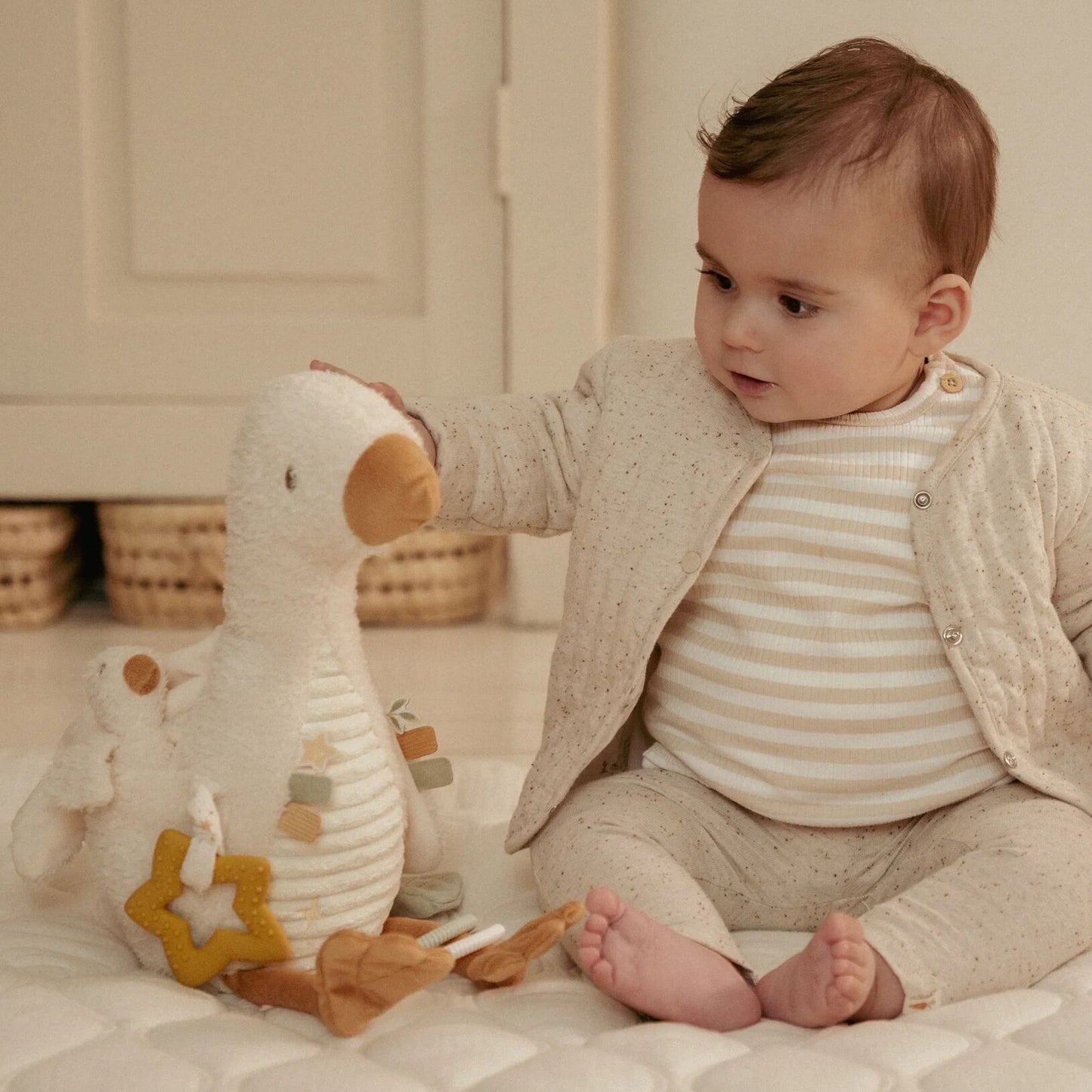 Newborn Naturals Activity Baby Goose