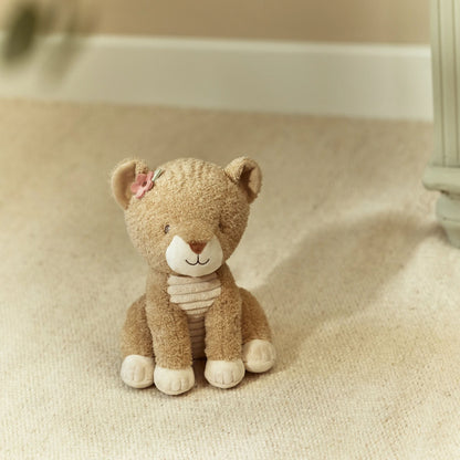 Cuddle Lioness 17cm