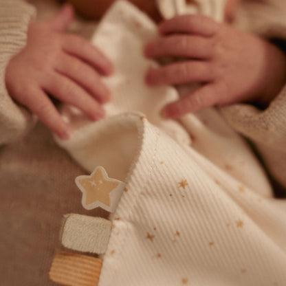 Newborn Naturals Goose Cuddle Cloth w/ Teether