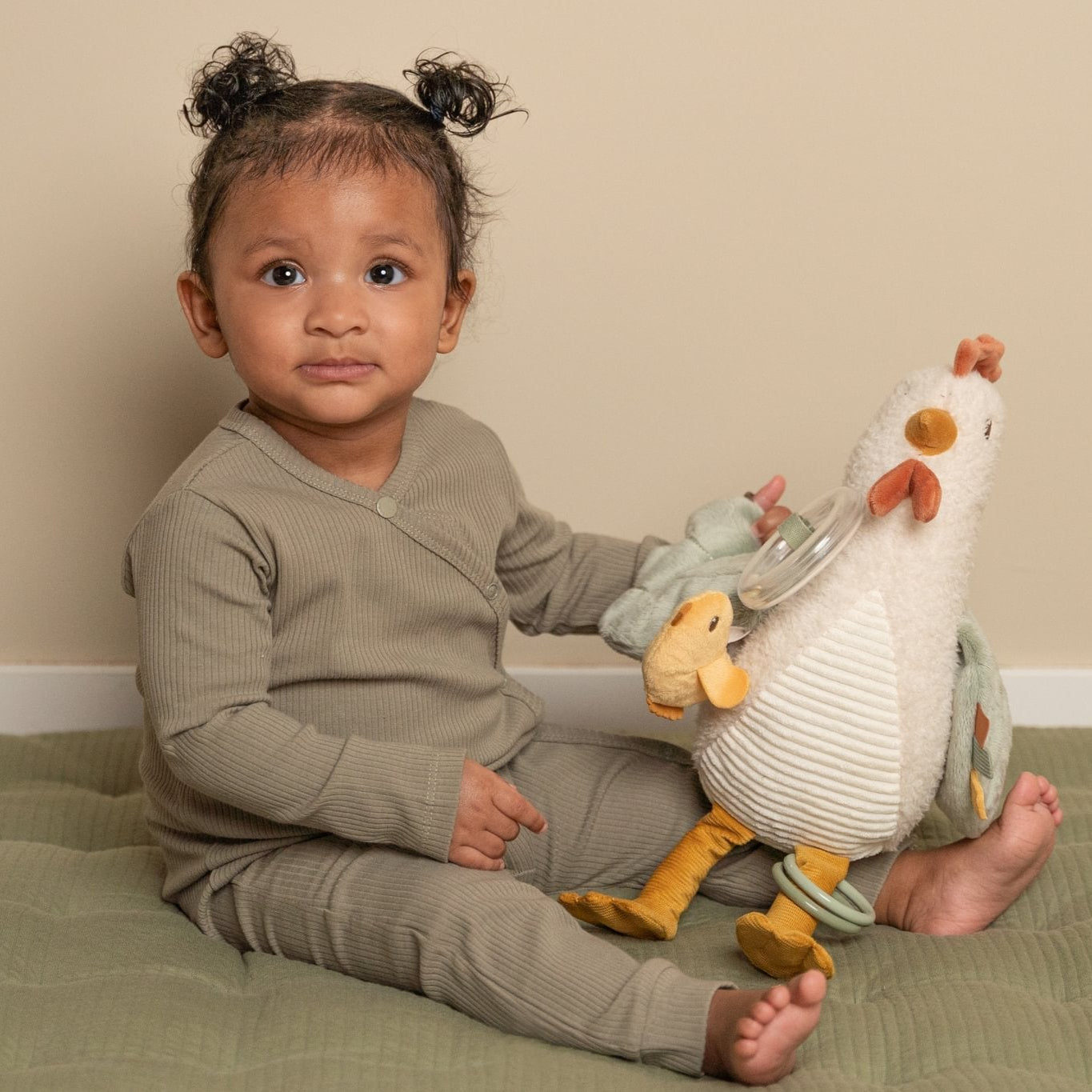 Little Farm Activity Chicken 28cm
